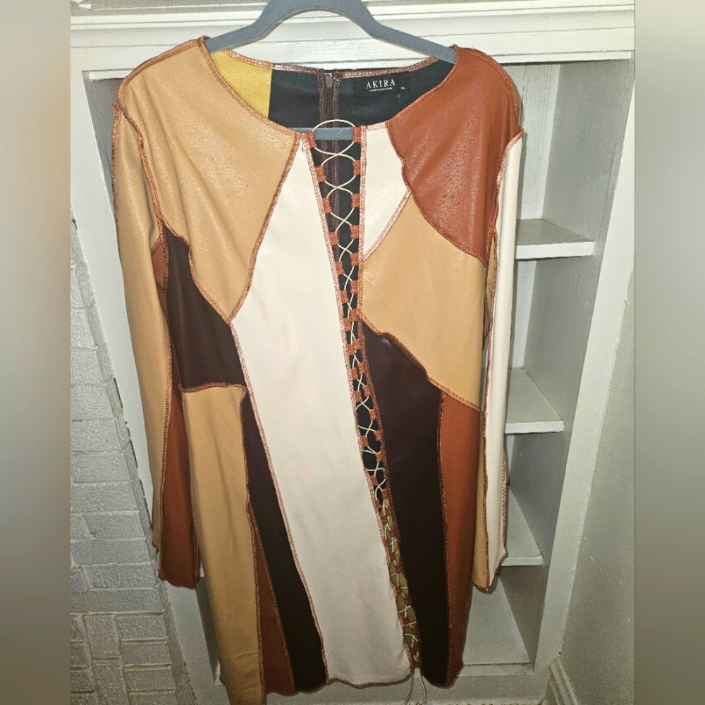 Akira 3x brown /tan